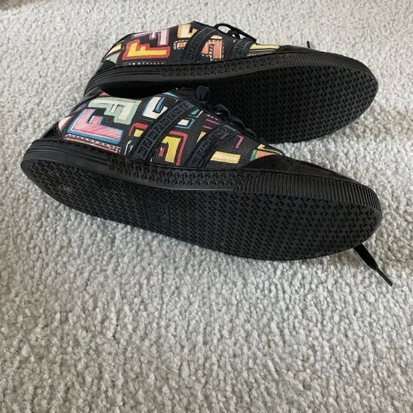Fendi shoes 36 size good condition